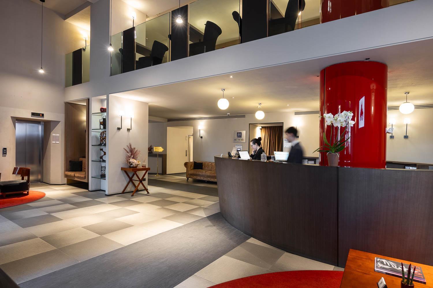Ih Hotels Milano Ambasciatori Exterior photo